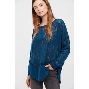 Free People Not Cold in This Top In Blue Size XS Oversized Lace‎ Sweater